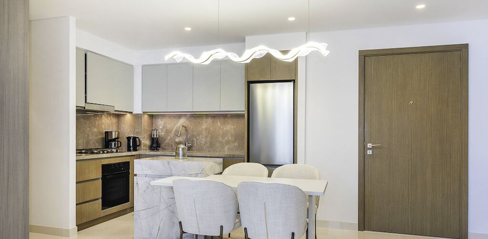 LUX The Ultra Luxury Beach Isle Suite