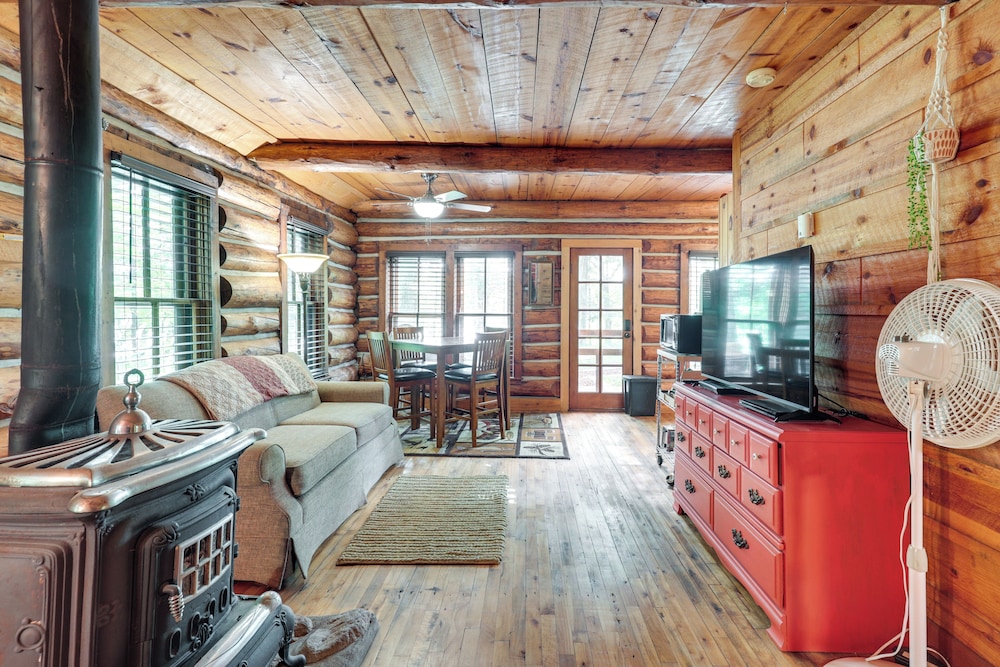 Pier & Lake-view Patio: Wisconsin Northwoods Cabin
