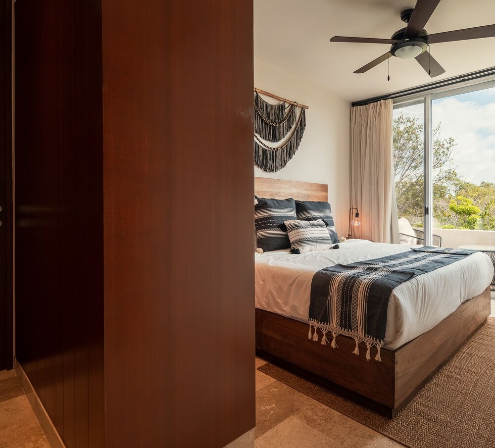 NHOA 312B Lux 1BR in Aldea Zama
