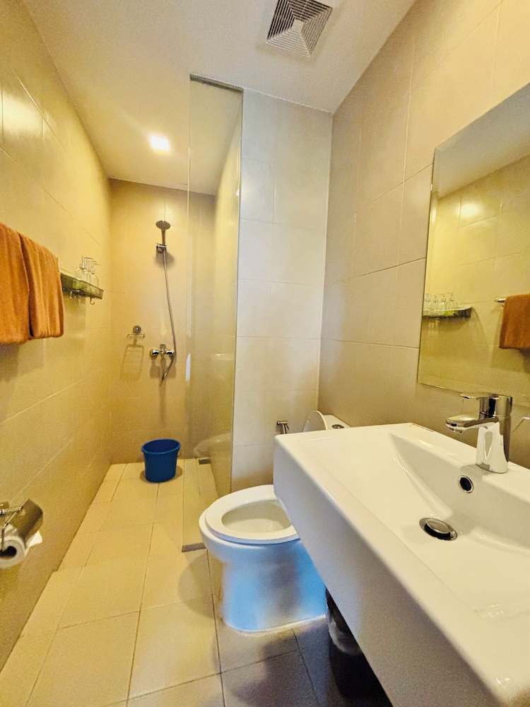 Nature Lovers' Paradise in Iloilo City - Cozy Condo Rental