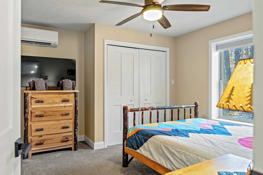 Stephen Way by Avantstay Hot Tub + Game Room Albrightsville