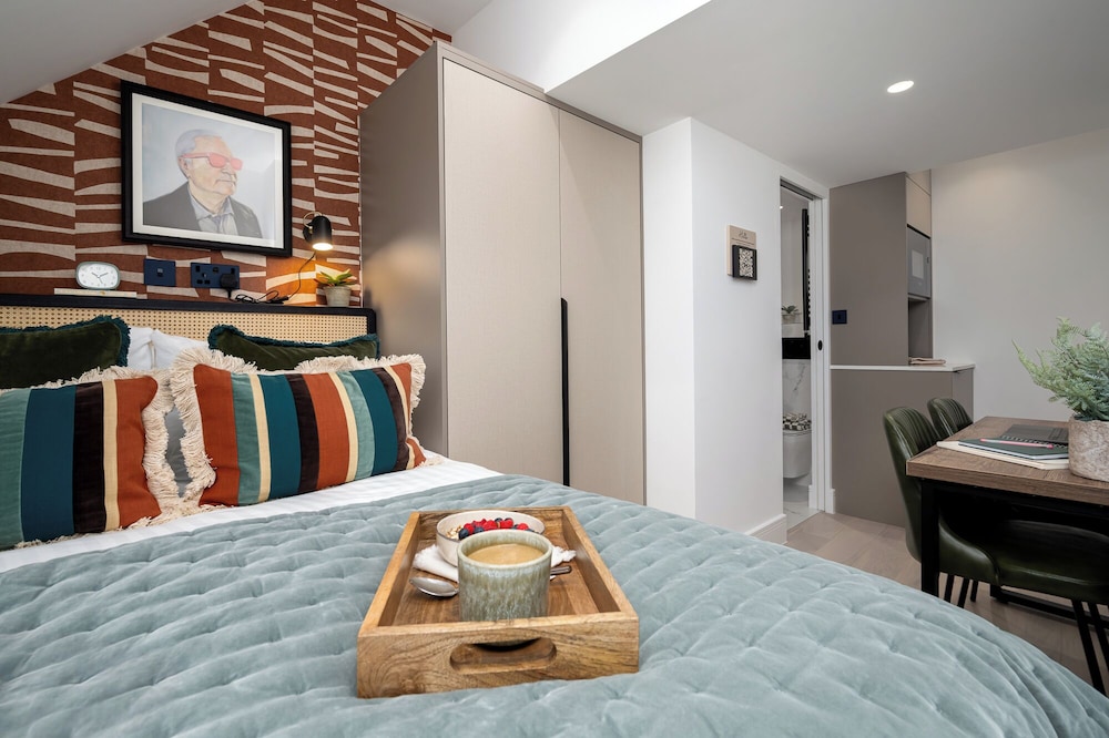 Your Apartment - Camden