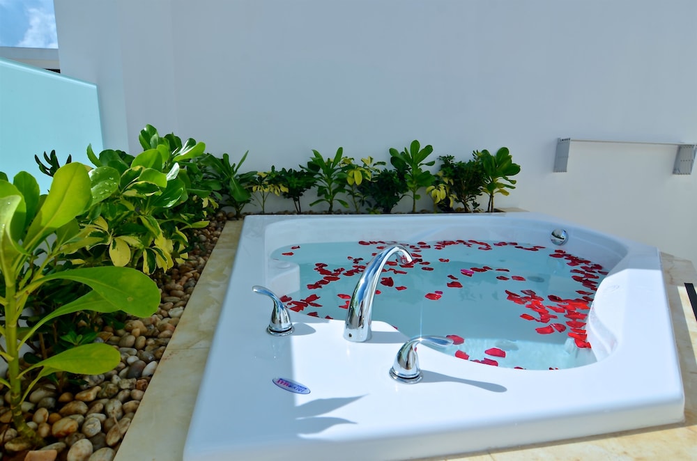 A-Nah Suites Apartamentos by CSR