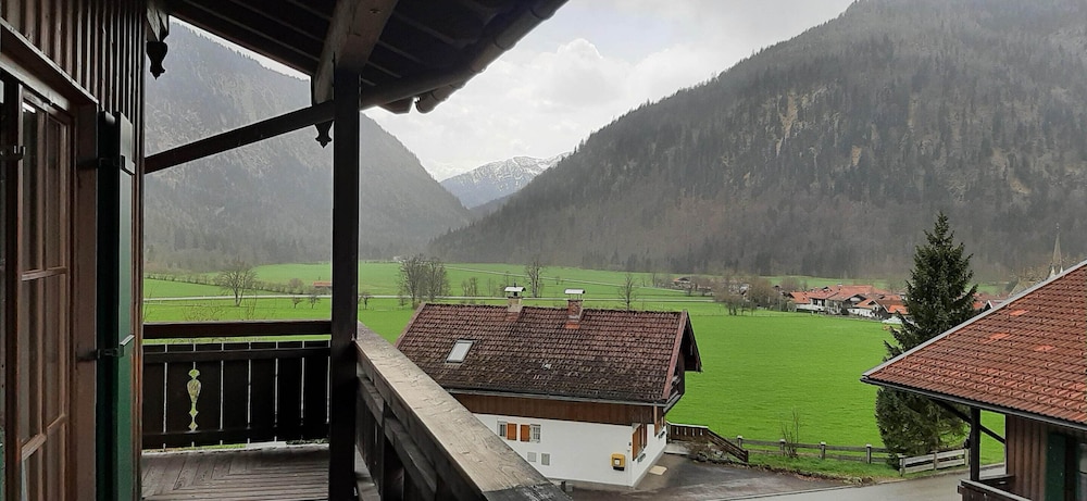 Liebevoll Eingerichtete Ferienwohnung in den Alpen