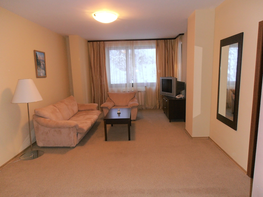 Royal House Apartments TMF