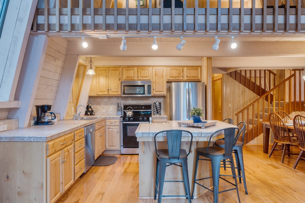 Lundy Bearden Serene Tahoe Retreat With Deck Fireplace and Forest Views