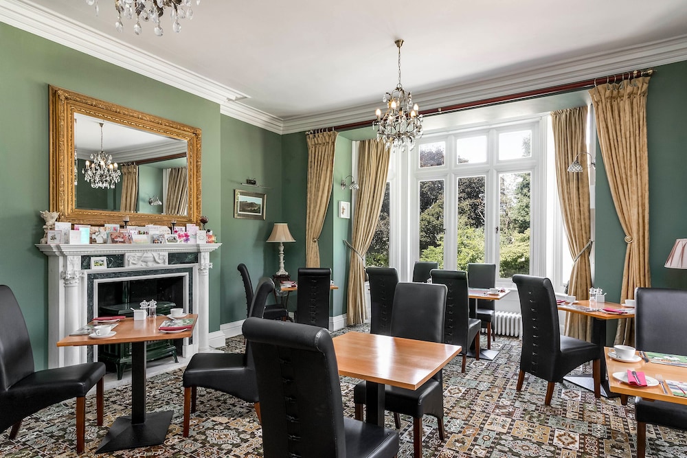 Ffarm Country House