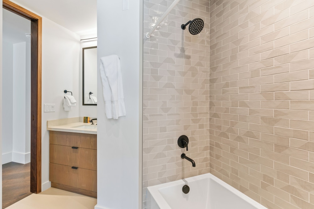 Argent at Deer Valley Resort - Two Bedroom Deluxe #401 2 Condo