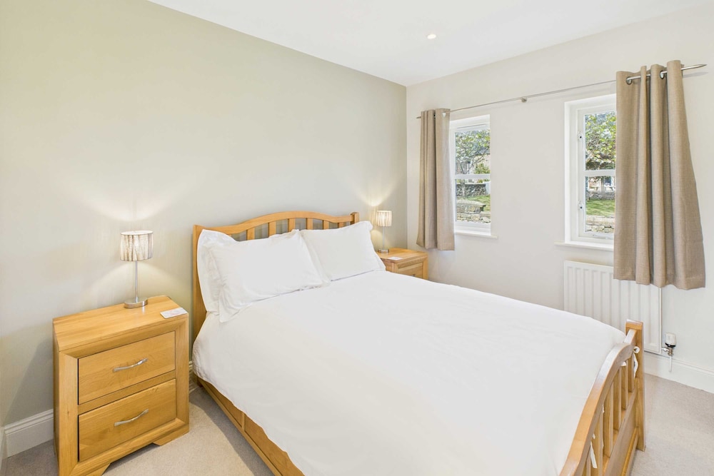 Host Stay Blue Barn