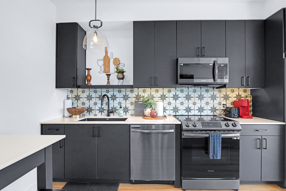 Modern Hill Country Condo for 4 w/ Resort Perks!