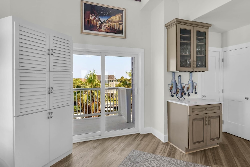 The Gulfview Grandeur