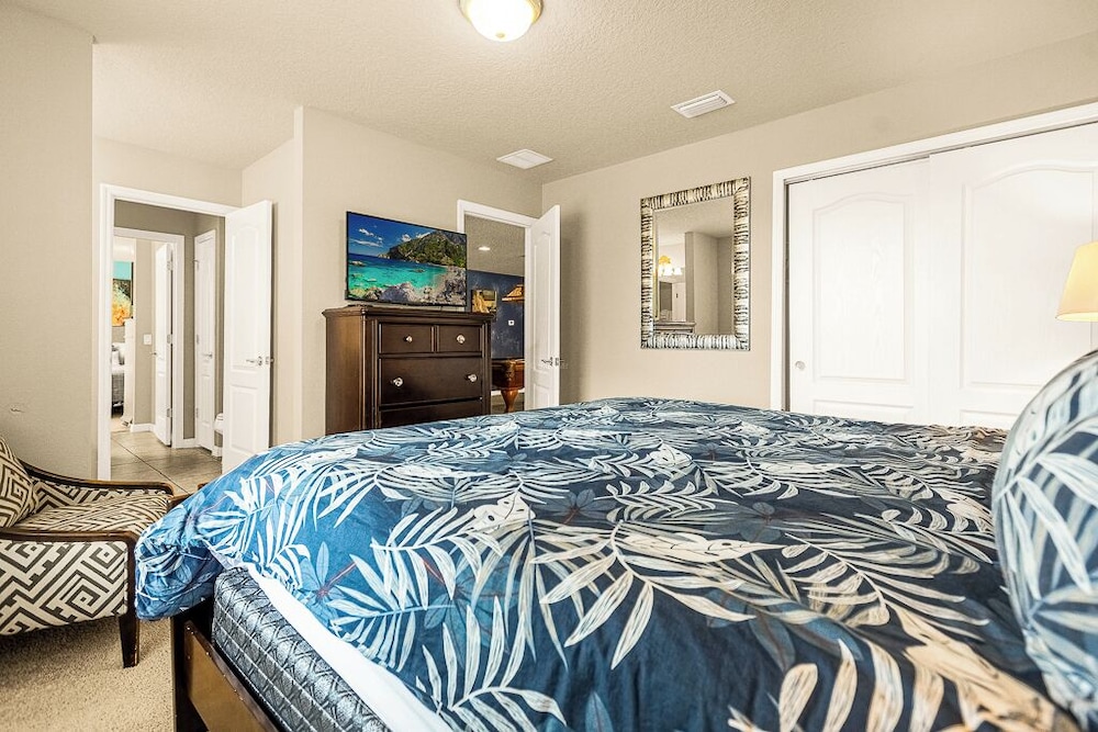 9BR Luxury Vacation Villa near Disney