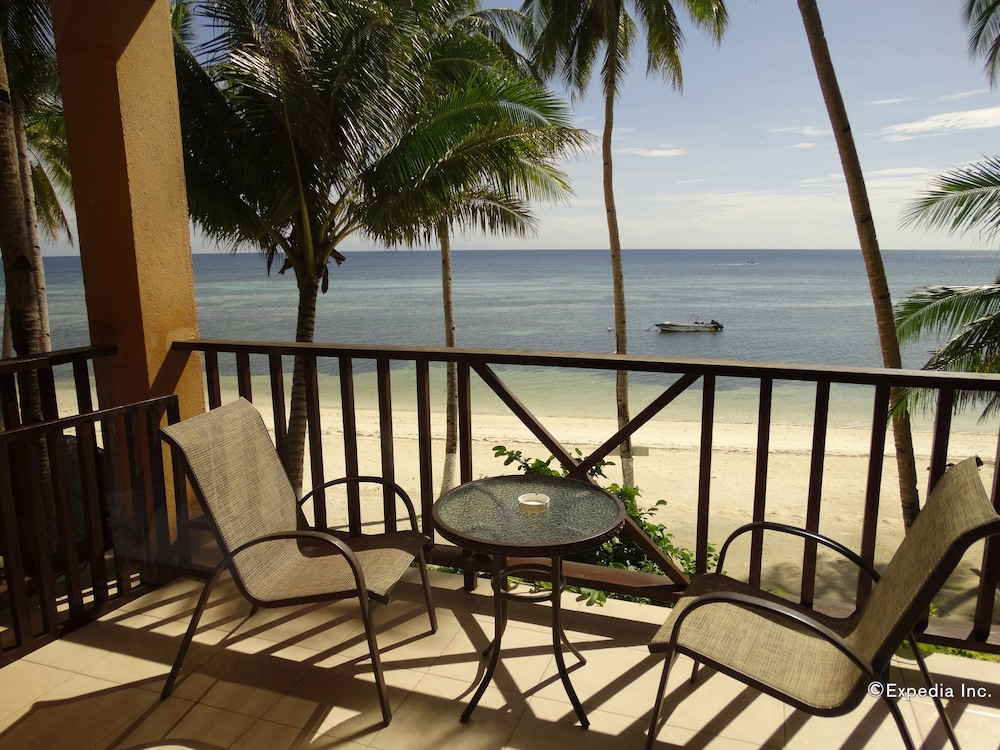 Anda White Beach Resort 39