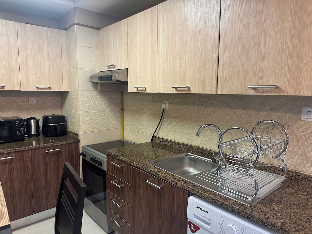 Modern 1BR w Pool and Parking At Roxana Residence