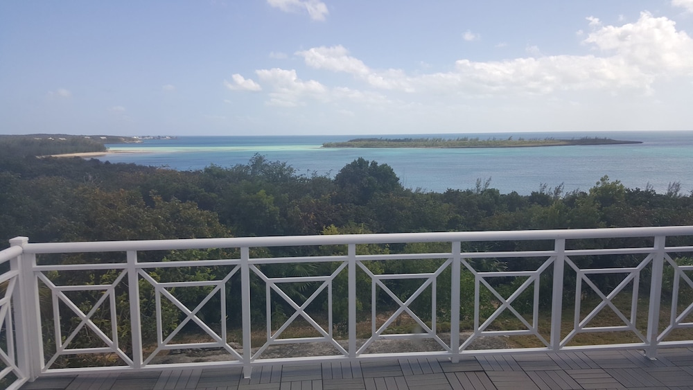Horizon House - Property Image 1