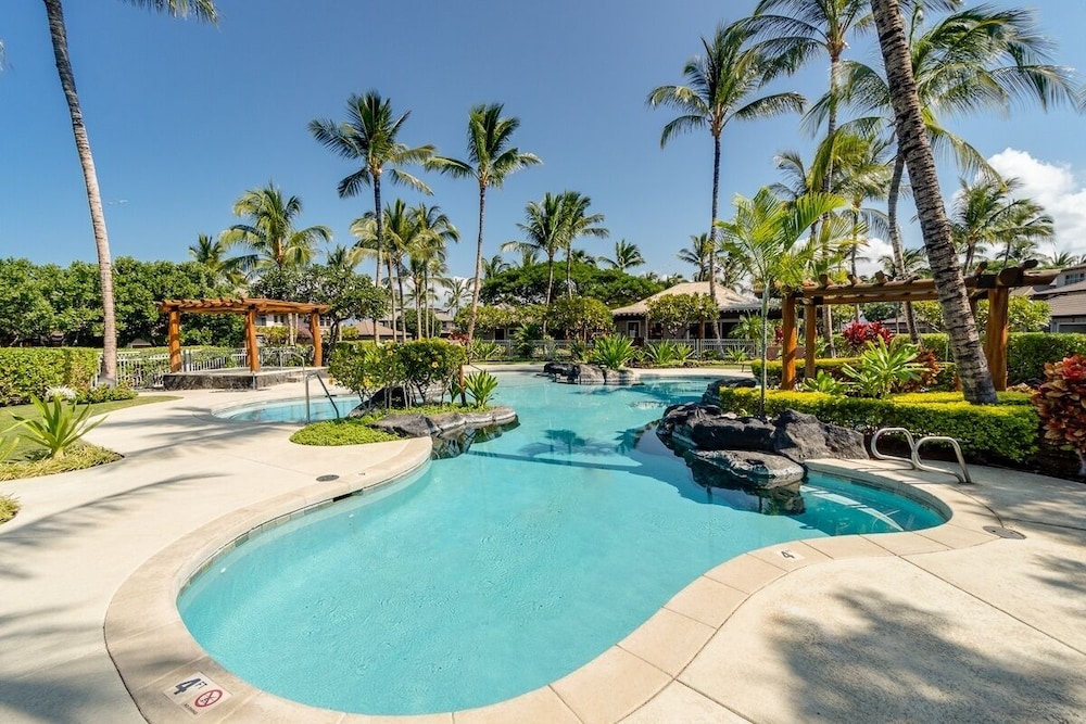 Golf S G2 At Mauna Lani Resort 3 Bedroom Townhouse by RedAwning