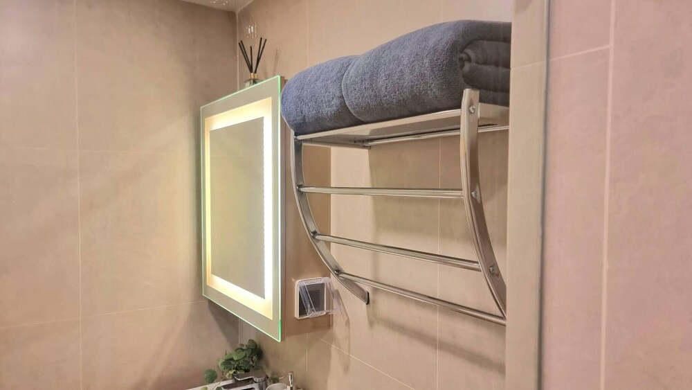 B407 - 1 Bedroom Condo Pool View Near Ao Nang Beach