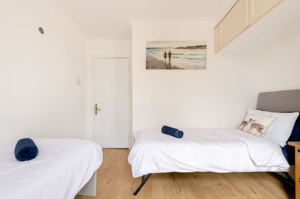 Cyrus House Dartford Centre view 3