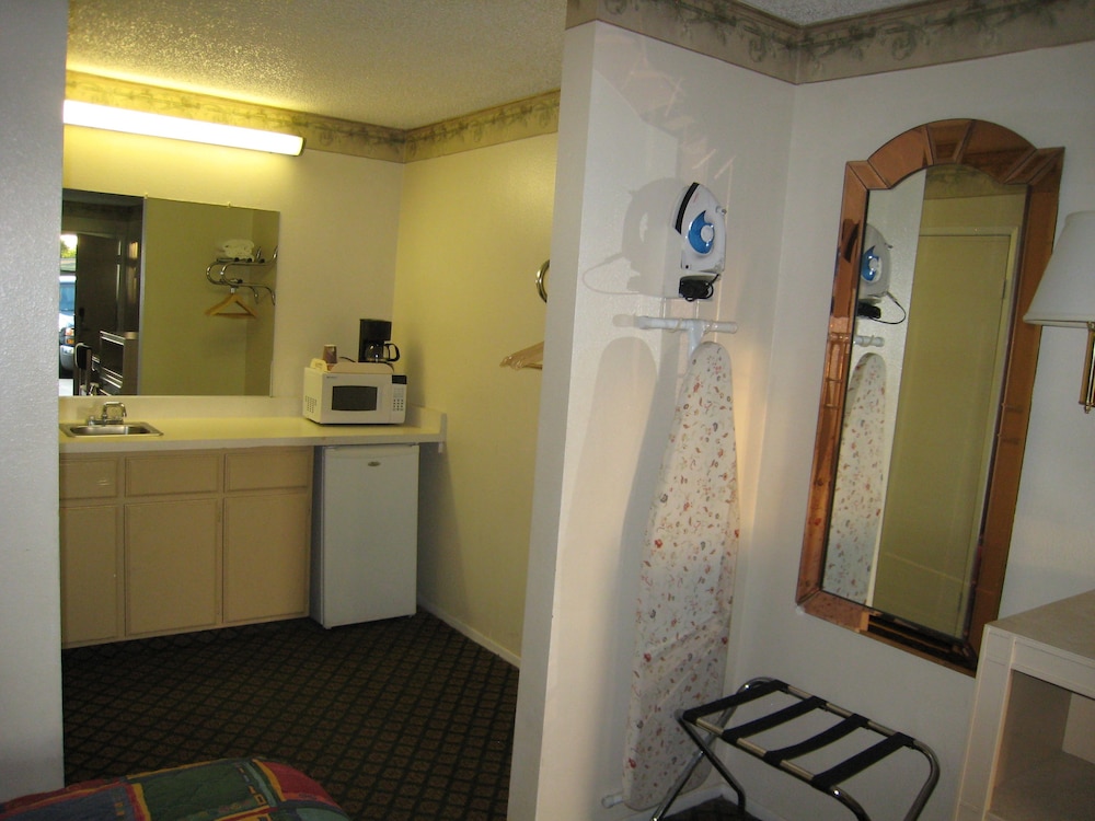 Photo 8