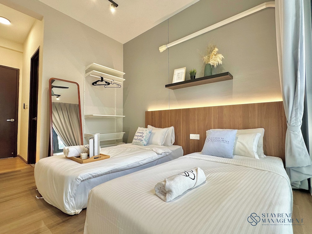 Country Garden Danga Bay Sea View Homestay by Stayrene