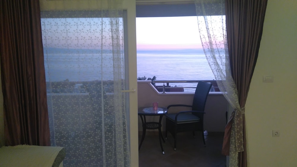 Apartments Rakuljic