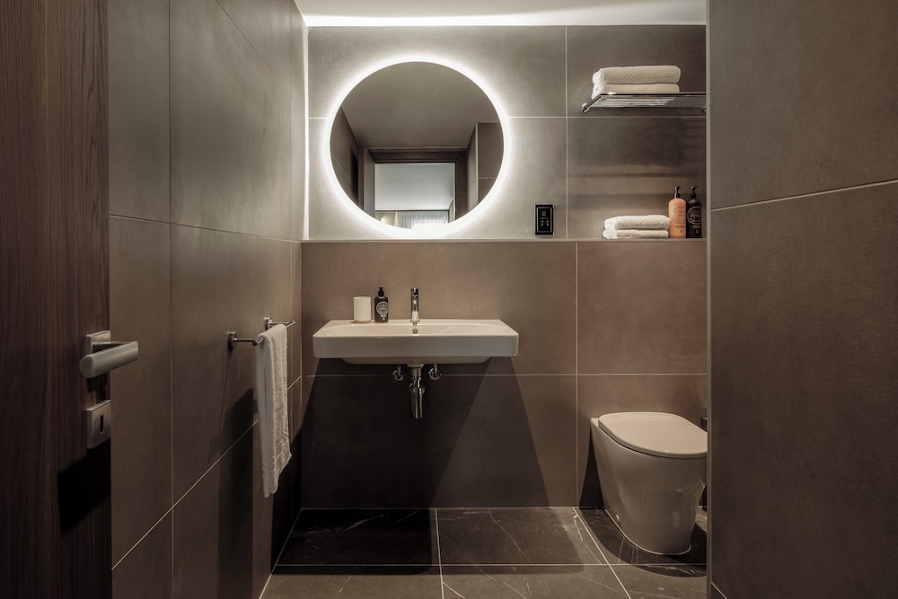 Isabella Suites
