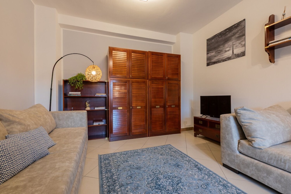 Vanchiglia Apartment by Wonderful Italy