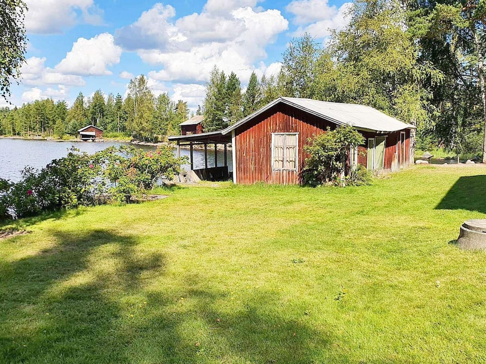 7 Person Holiday Home in Viksjofors view 2