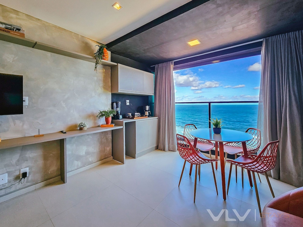Art Studio by VLV Stays