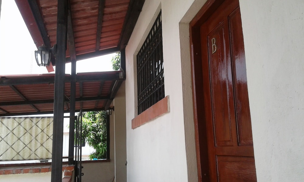 Villa Gascue Guest Apartments