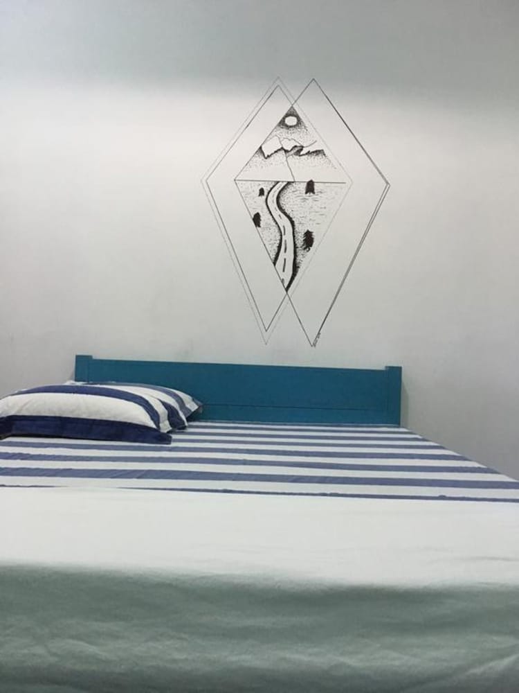 C-World Hotel
