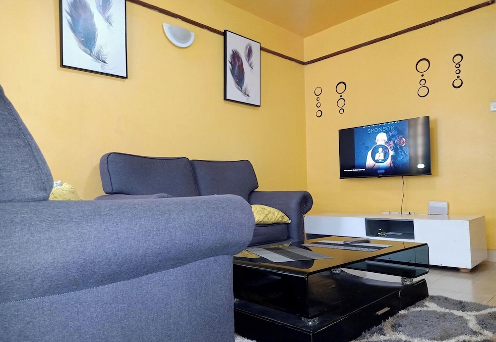 Lux Suites Lowe Furnished Apartments