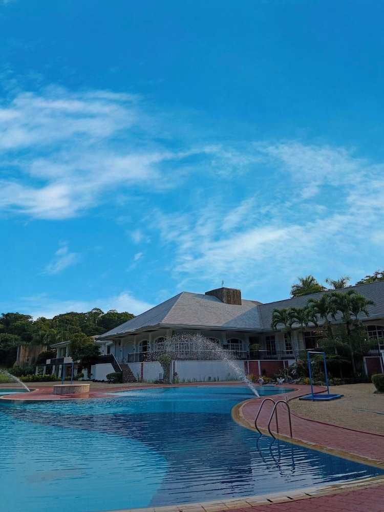 Forest Crest Nature Hotel and Resort Powered by ASTON