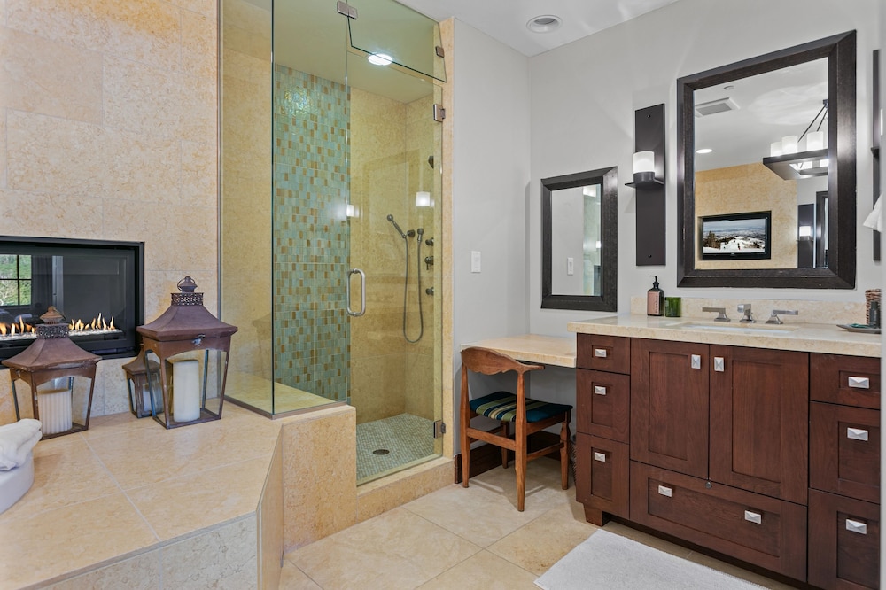 Flagstaff Lodge - Three Bedroom Residence #203 3 Condo