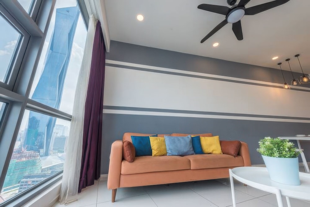 The Robertson Residences Free Gym & Pool