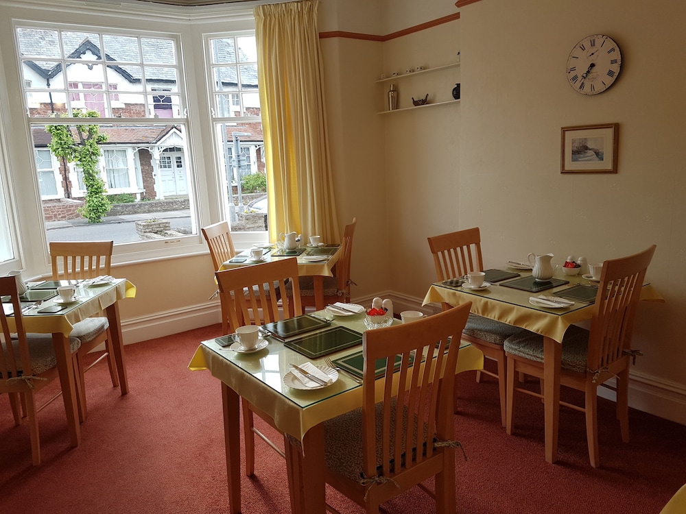 Montrose Guest House