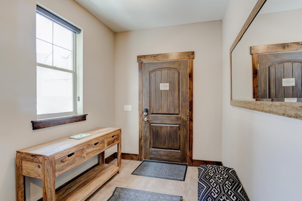 Noah s Retreat by Boutiq view 4