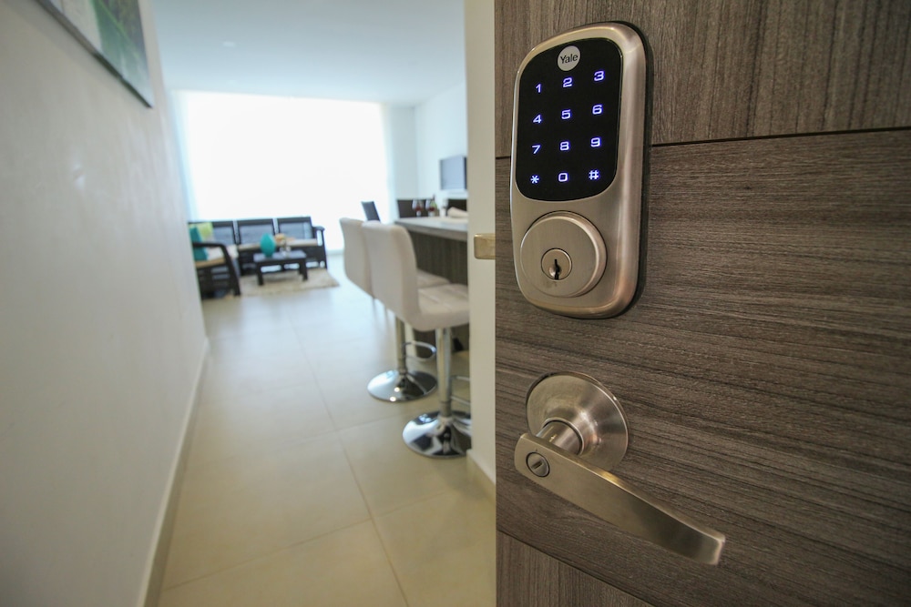 Apartamentos SOHO Elite - Frente al Mar