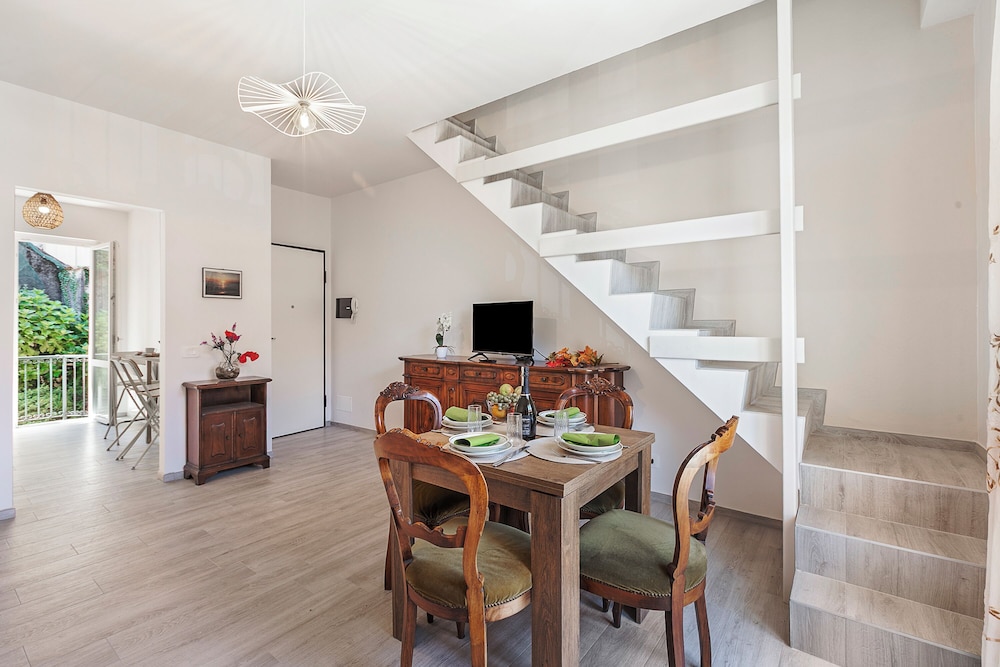 Incanto Del Lago 50 Meters From Lake
