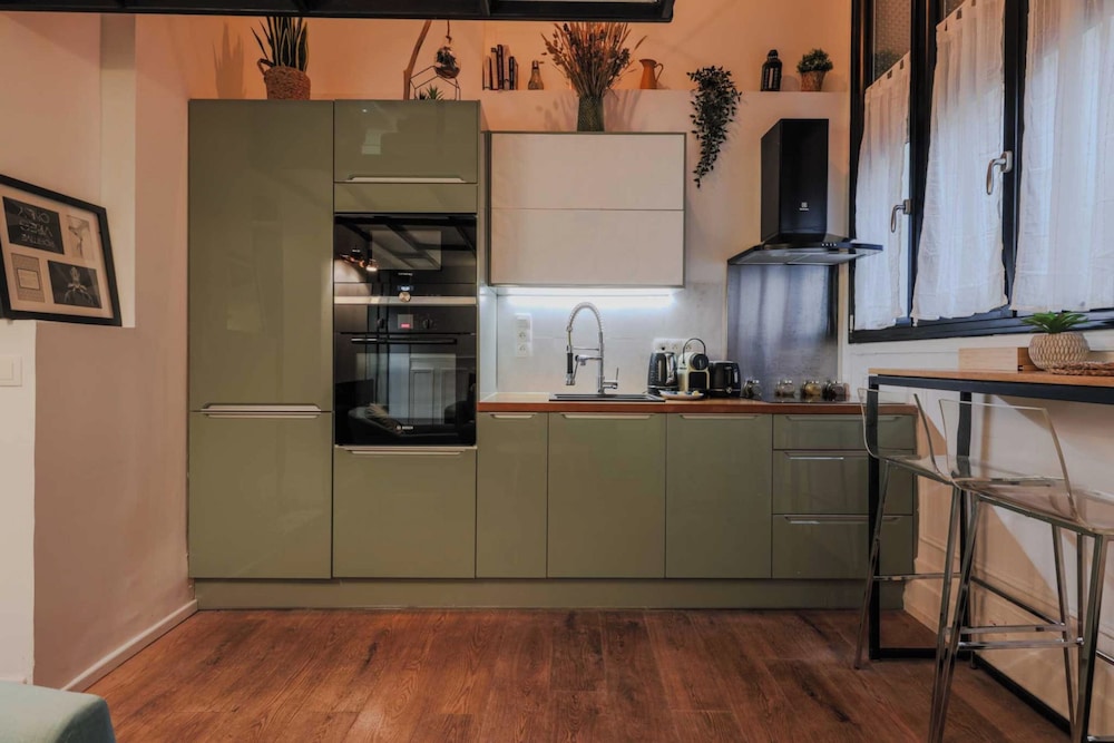 Comfortable Duplex in the Heart of Paris!