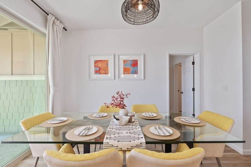 @ Marbella Lane - Stylish House + Impressive Views