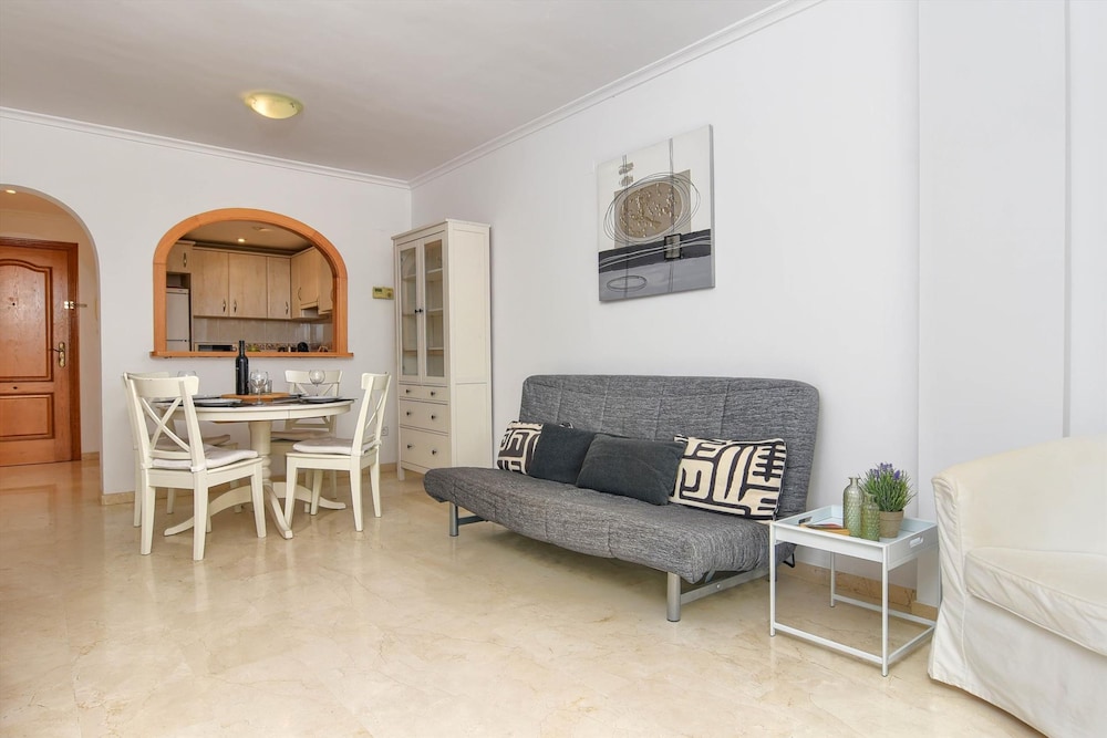 Robair in Javea With 1 Bedrooms and 1 Bathrooms view 3