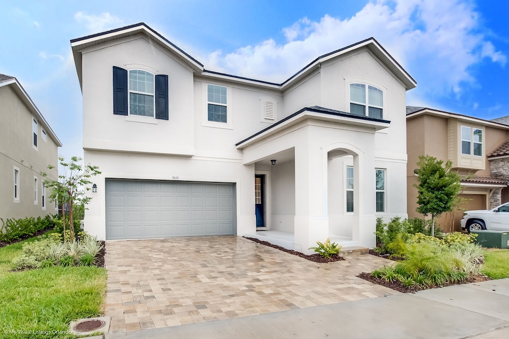 9 Bdrm 6,5 B Villa W Private Pool - Image 1