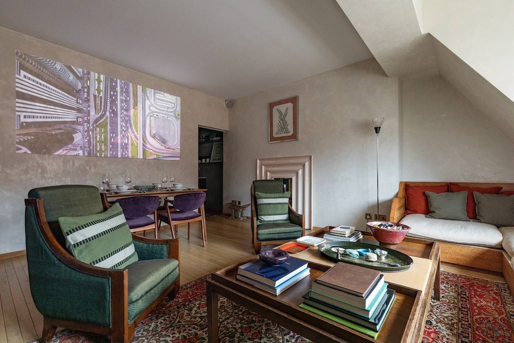 Pont Street IV by Onefinestay