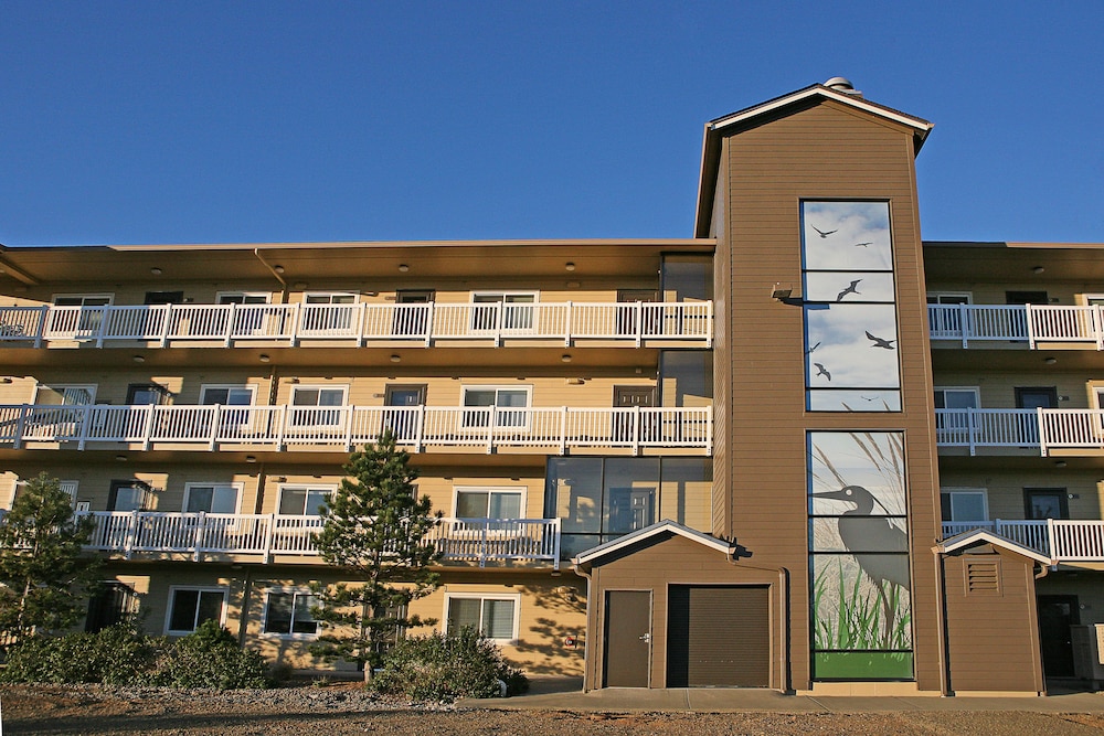 Outlook Condos at Oyhut Bay Resort
