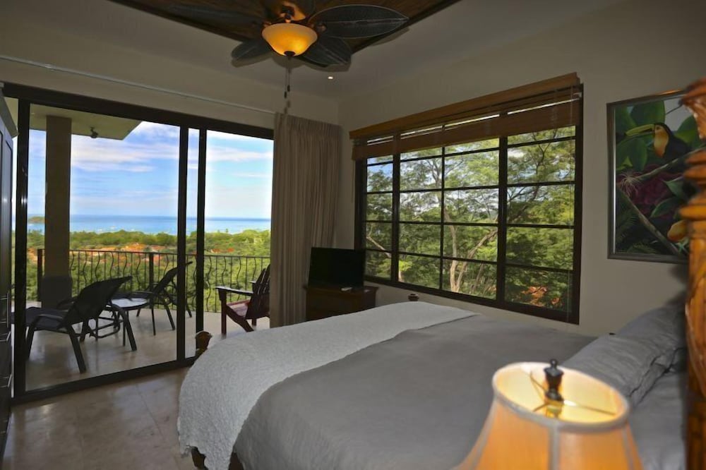 Pacifico 107 Villa Blue Horizon view 3