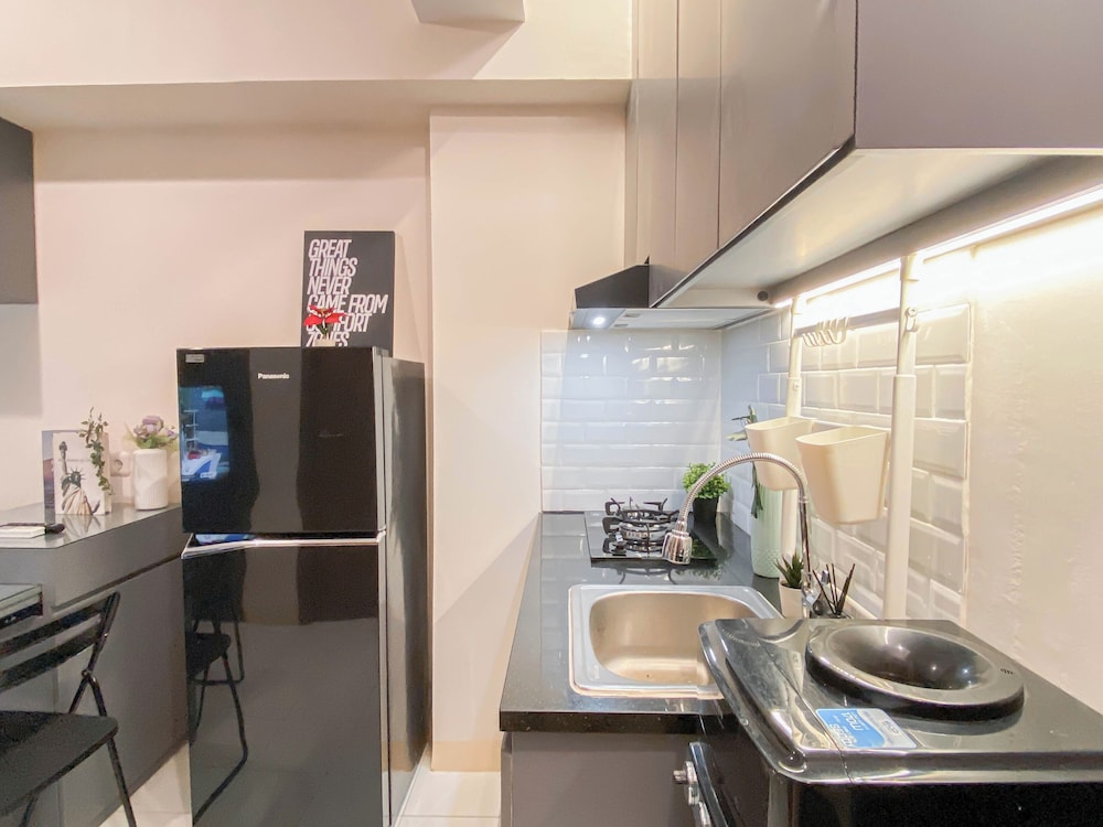Standard 2Br At Podomoro Golf View Apartment