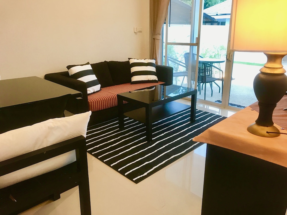 2 Bedroom Luxury House near Beach SDV002 By Samui Dream Villas