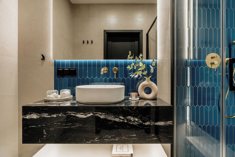 Azure Palace - Loft Affair Collection