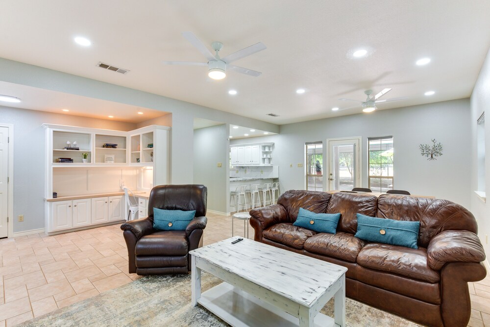 Pet-friendly Mabank Retreat Near Cedar Creek Lake! view 2